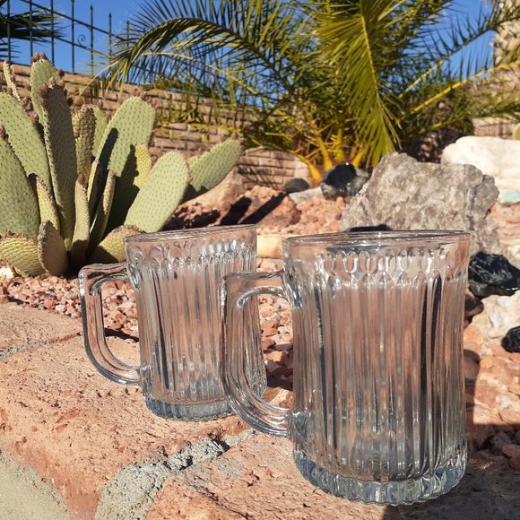 Vintage Other - Vintage Pair of Ribbed Glass Mug Cups Italian Style